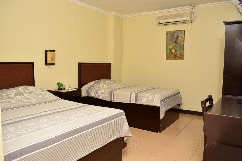 El Portal Inn Tagbilaran Exterior foto